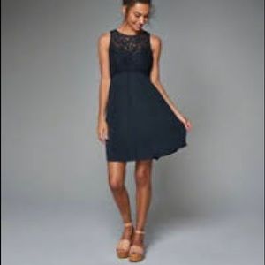 Abercrombie & Fitch Lace Crepe Dress